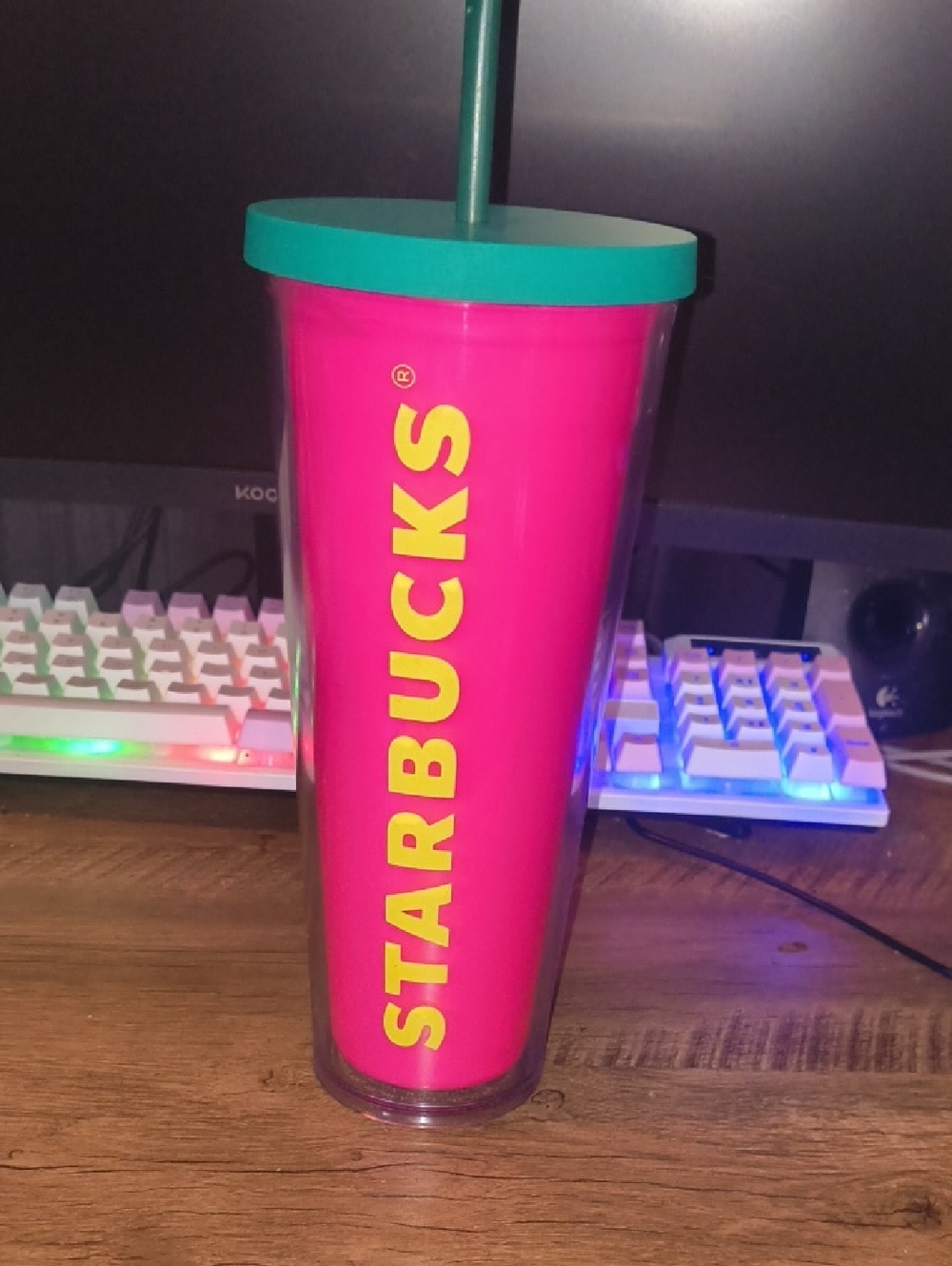 Starbucks 2014 Neon Pink Venti Tumbler 24oz Teal Lid Yellow Logo